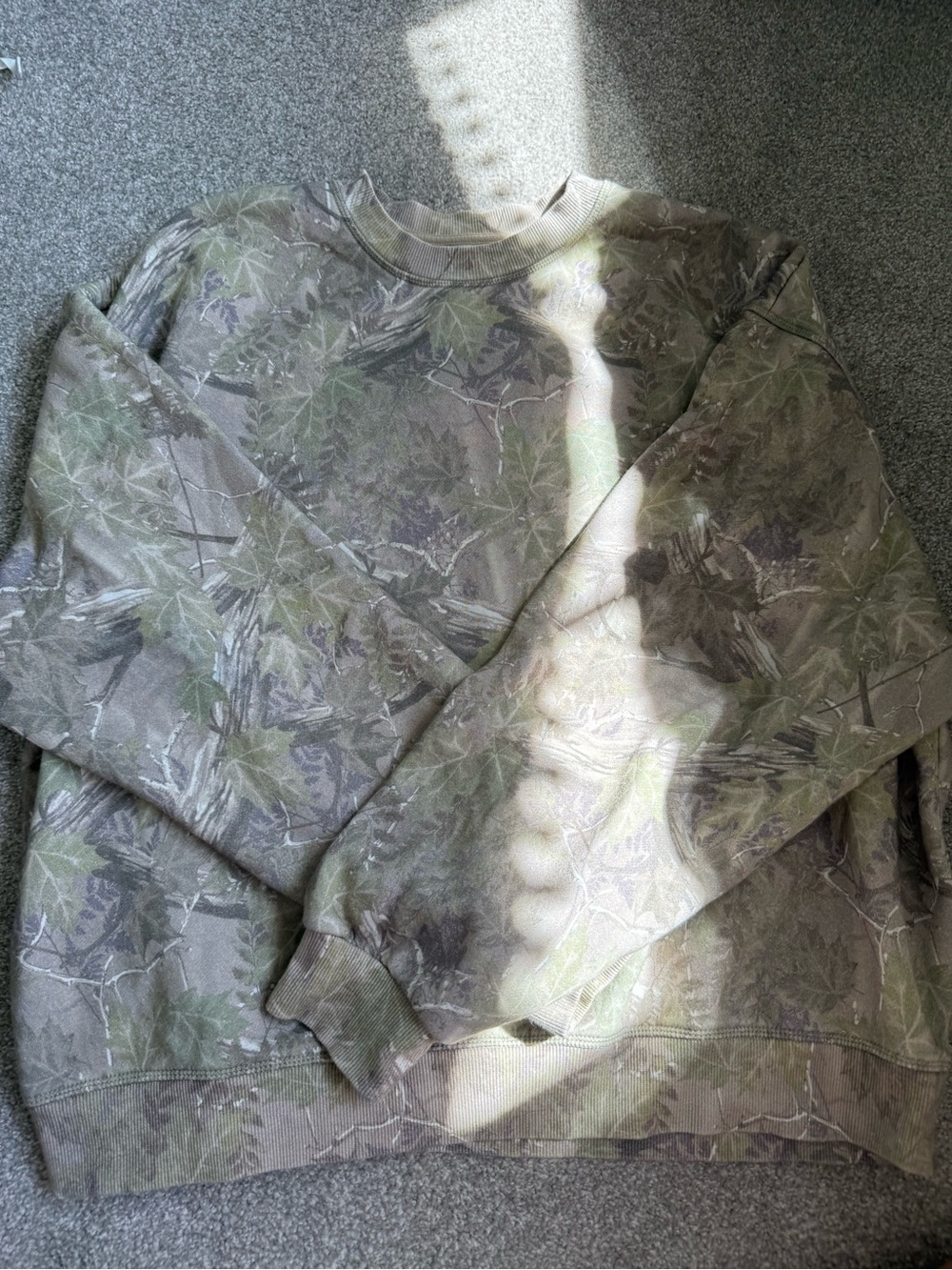 PacSun Beige and Olive Camo Crewneck Sweatshirt